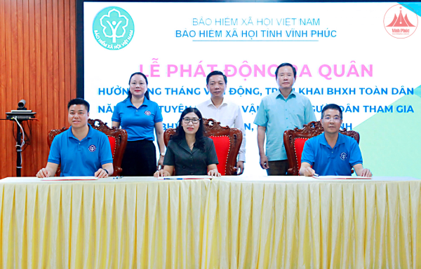 Ra quân hưởng ứng Tháng vận động, triển khai Bảo hiểm xã hội toàn dân