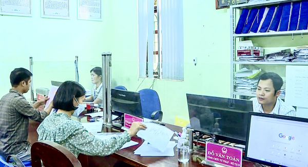 "Tự soi, tự sửa" ở Đảng bộ xã Trung Hà