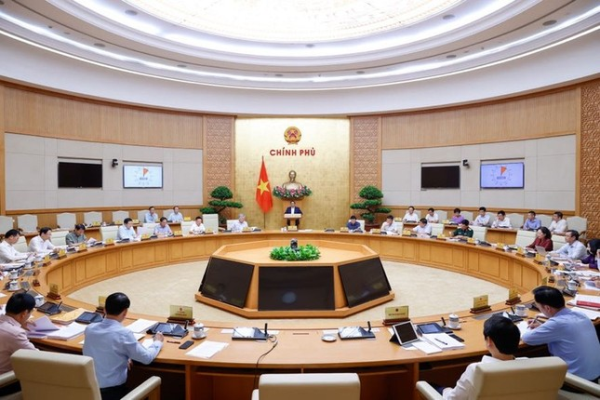 Thủ tướng: Nghiên cứu mở rộng chính sách nhà ở xã hội cho các gia đình đông con