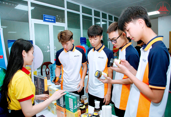 Thúc đẩy nghiên cứu khoa học công nghệ, đổi mới sáng tạo