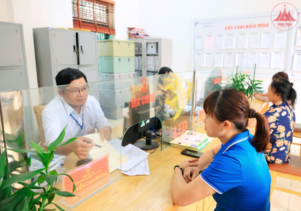 Đảm bảo quyền lợi của cán bộ, công chức trong quá trình sắp xếp tổ chức bộ máy