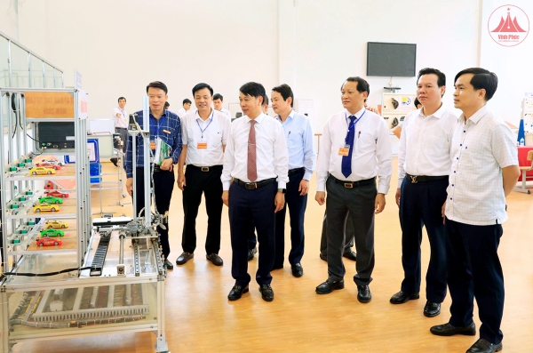Khai mạc Hội thi Thiết bị đào tạo tự làm tỉnh năm 2025