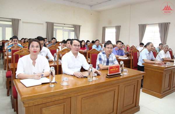 Hội nghị báo cáo viên 6 tháng đầu năm 2025