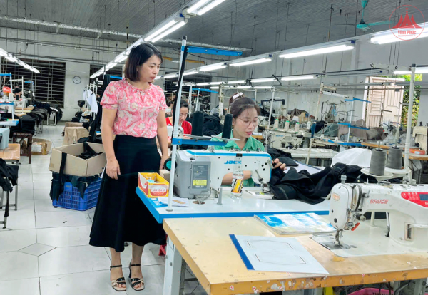 Người mang nghề may xuất khẩu về làng