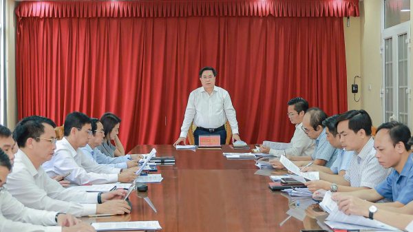 Đẩy mạnh cắt giảm, đơn giản hóa thủ tục hành chính liên quan đến hoạt động sản xuất, kinh doanh