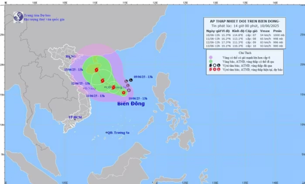 Áp thấp nhiệt đới trên Biển Đông dự báo mạnh lên thành bão trong ngày mai (11/6)