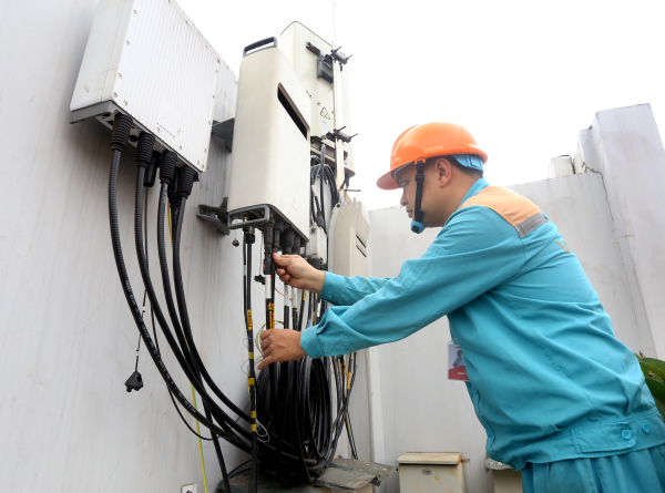 Tháo gỡ khó khăn và hỗ trợ doanh nghiệp viễn thông triển khai hạ tầng phục vụ chuyển đổi số