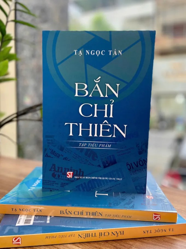 Sách "Bắn chỉ thiên" - những lát cắt chân thực của GS-TS Tạ Ngọc Tấn