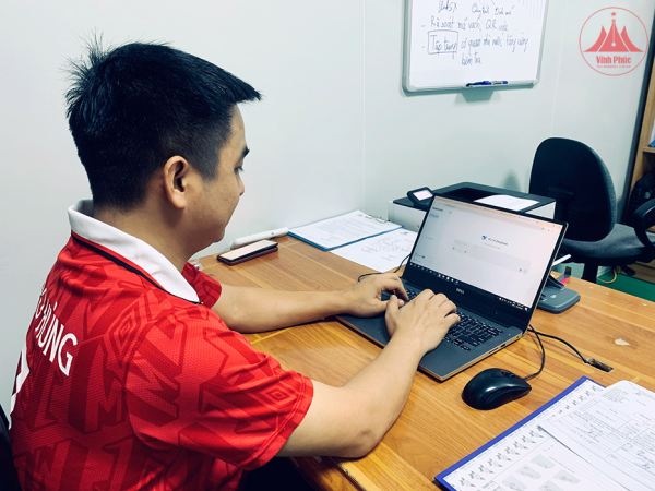 Khi AI trở thành công cụ - trợ thủ hay thách thức