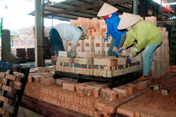 Tăng cường quản lý, bình ổn thị trường vật liệu xây dựng