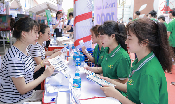 Kết nối mở rộng cơ hội việc làm cho học sinh, sinh viên