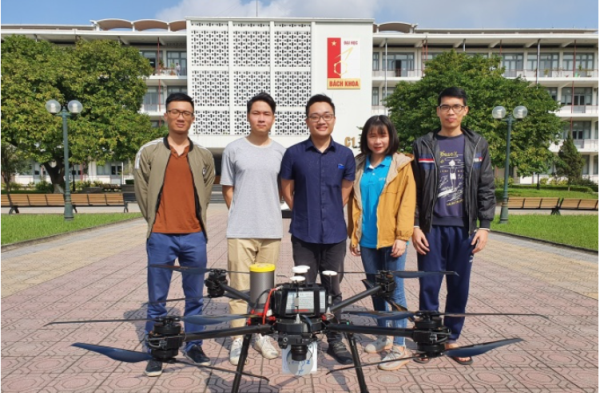 Cú lội ngược dòng để tốt nghiệp bằng giỏi của nam sinh Bách khoa