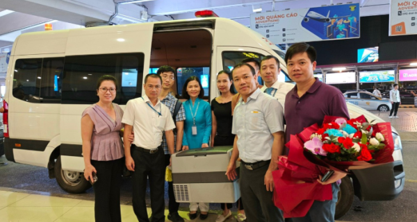 Hãng hàng không vận chuyển tạng hiến cứu người từ Nghệ An đến Hà Nội