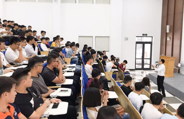 Ban hành Chuẩn chương trình đào tạo lĩnh vực Pháp luật trình độ đại học