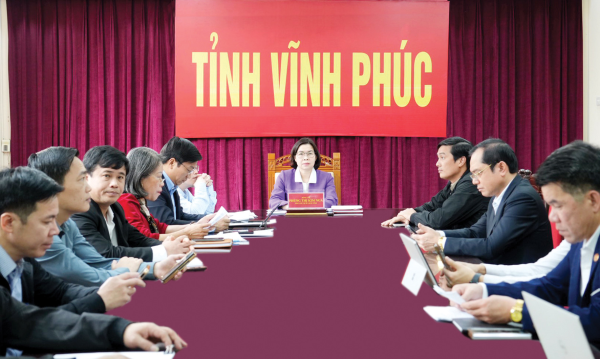 Hoàn thiện dự thảo Nghị định hướng dẫn thực hiện Nghị quyết của Quốc hội về thí điểm thực hiện dự án nhà ở thương mại thông qua thỏa thuận về nhận quyền sử dụng đất