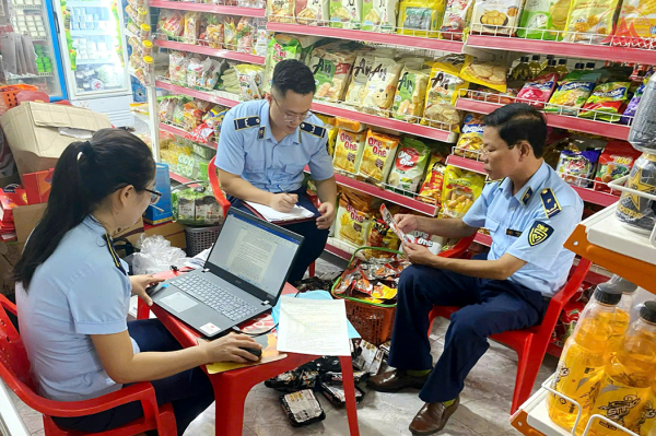 Tăng cường kiểm soát, phòng chống buôn lậu, hàng giả, gian lận thương mại