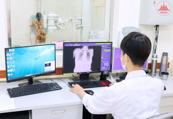 Chăm lo, nâng cao đời sống nhân dân