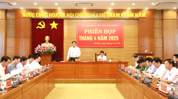 Cần quyết liệt hơn, làm việc trách nhiệm cao hơn để tăng trưởng kinh tế đạt 2 con số