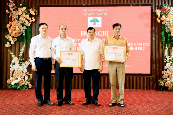 Tổng kết thực hiện Đề án nhân rộng mô hình Câu lạc bộ Liên thế hệ tự giúp nhau