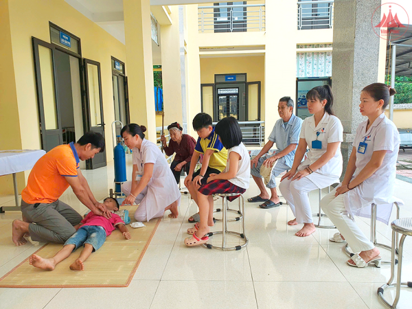 Phát triển công tác truyền thông y tế