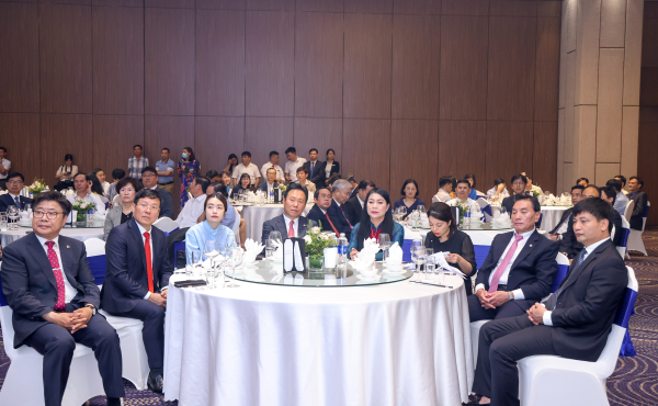 Gặp mặt kỷ niệm 15 năm thiết lập quan hệ hợp tác hữu nghị Vĩnh Phúc - Chungcheongbuk
