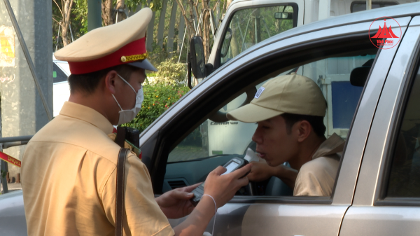 Vĩnh Yên tăng cường kiểm tra nồng độ cồn 