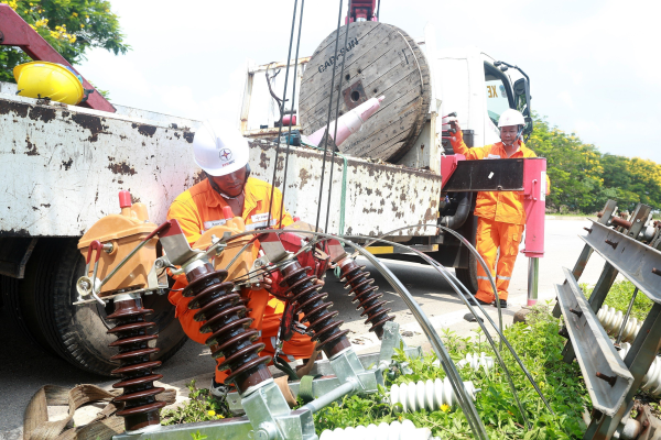 Đẩy mạnh chính sách pháp luật về thực hành tiết kiệm, chống lãng phí