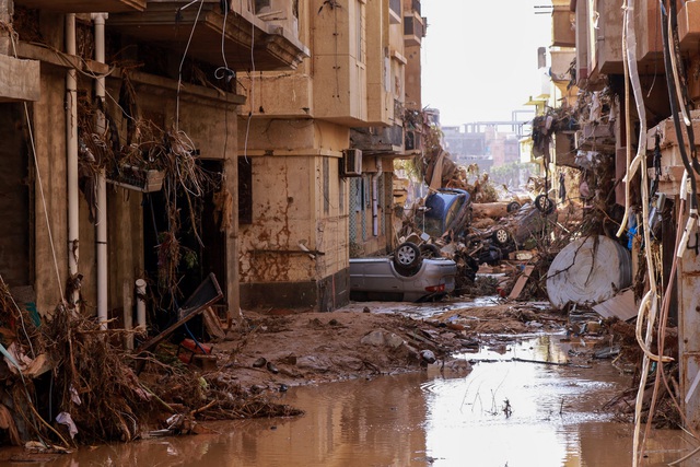Lũ lụt tàn khốc làm chết hàng ngàn người ở Libya