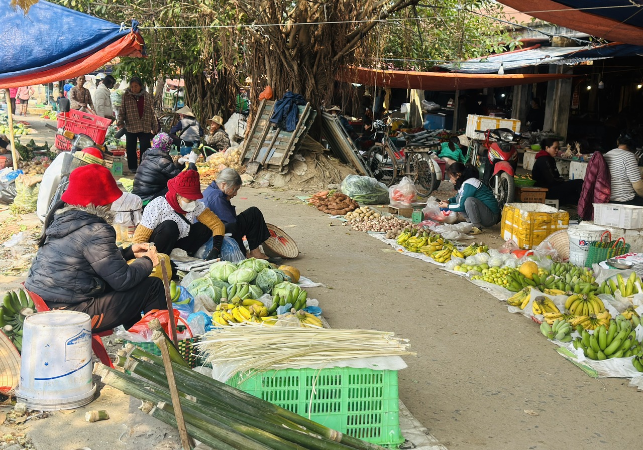 Sắc màu phiên chợ ngày Tết