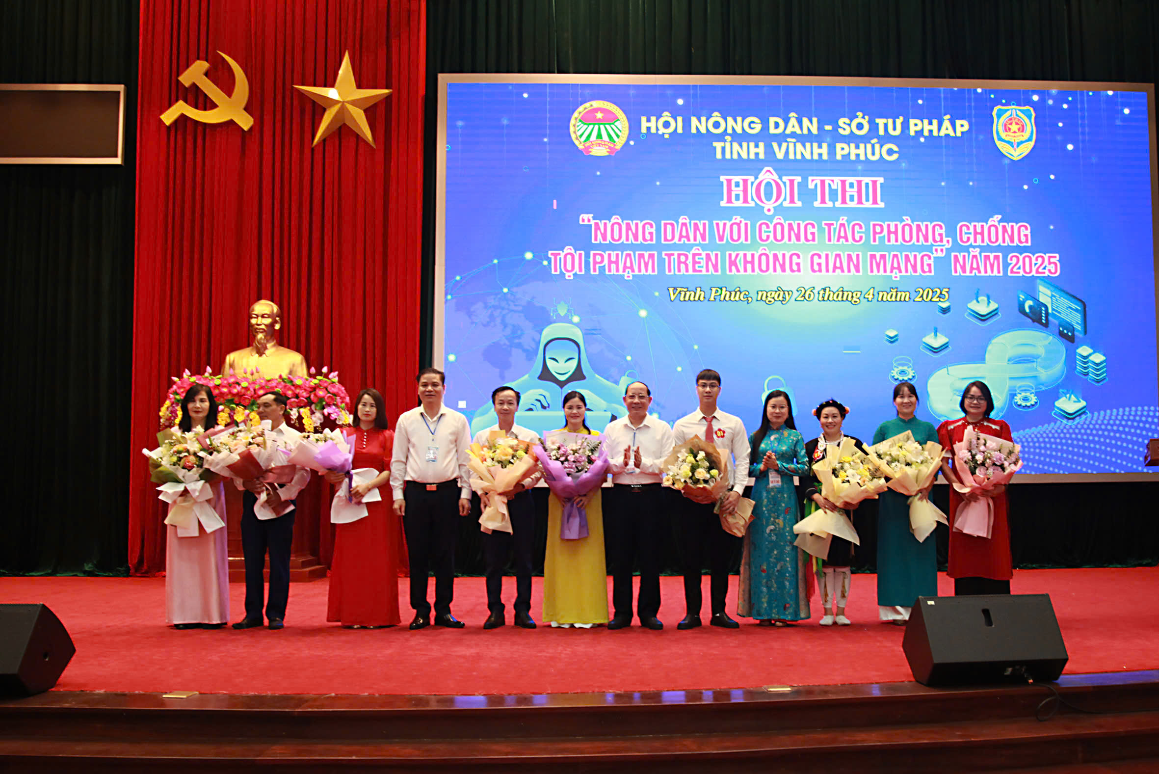 Sôi nổi Hội thi “Nông dân với công tác phòng, chống tội phạm trên không gian mạng”