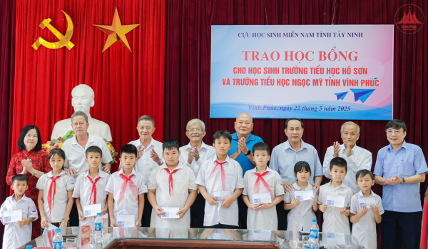 “Ươm mầm xanh” tương lai của đất nước
