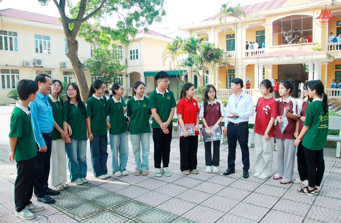 Phó Chủ tịch UBND tỉnh Nguyễn Khắc Hiếu kiểm tra công tác tổ chức thi tuyển sinh vào lớp 10 THPT