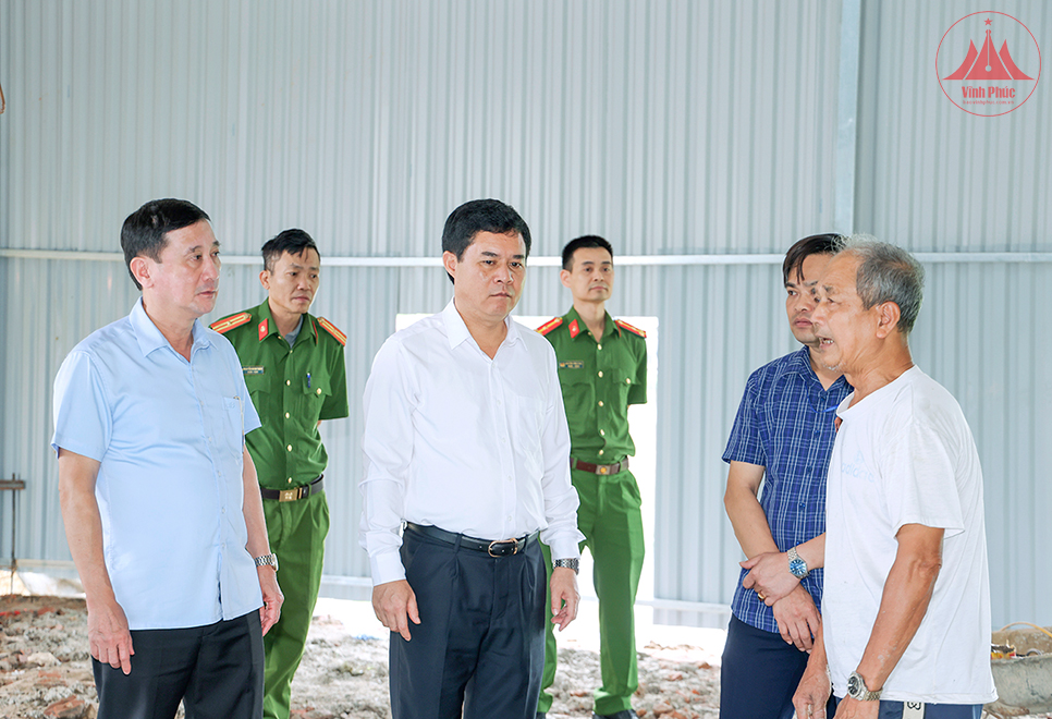 Bỏ cấp phép không có nghĩa là buông lỏng quản lý