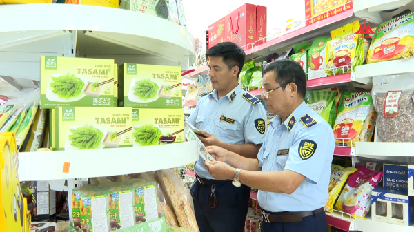  Đẩy mạnh tuyên truyền chống buôn lậu, gian lận...